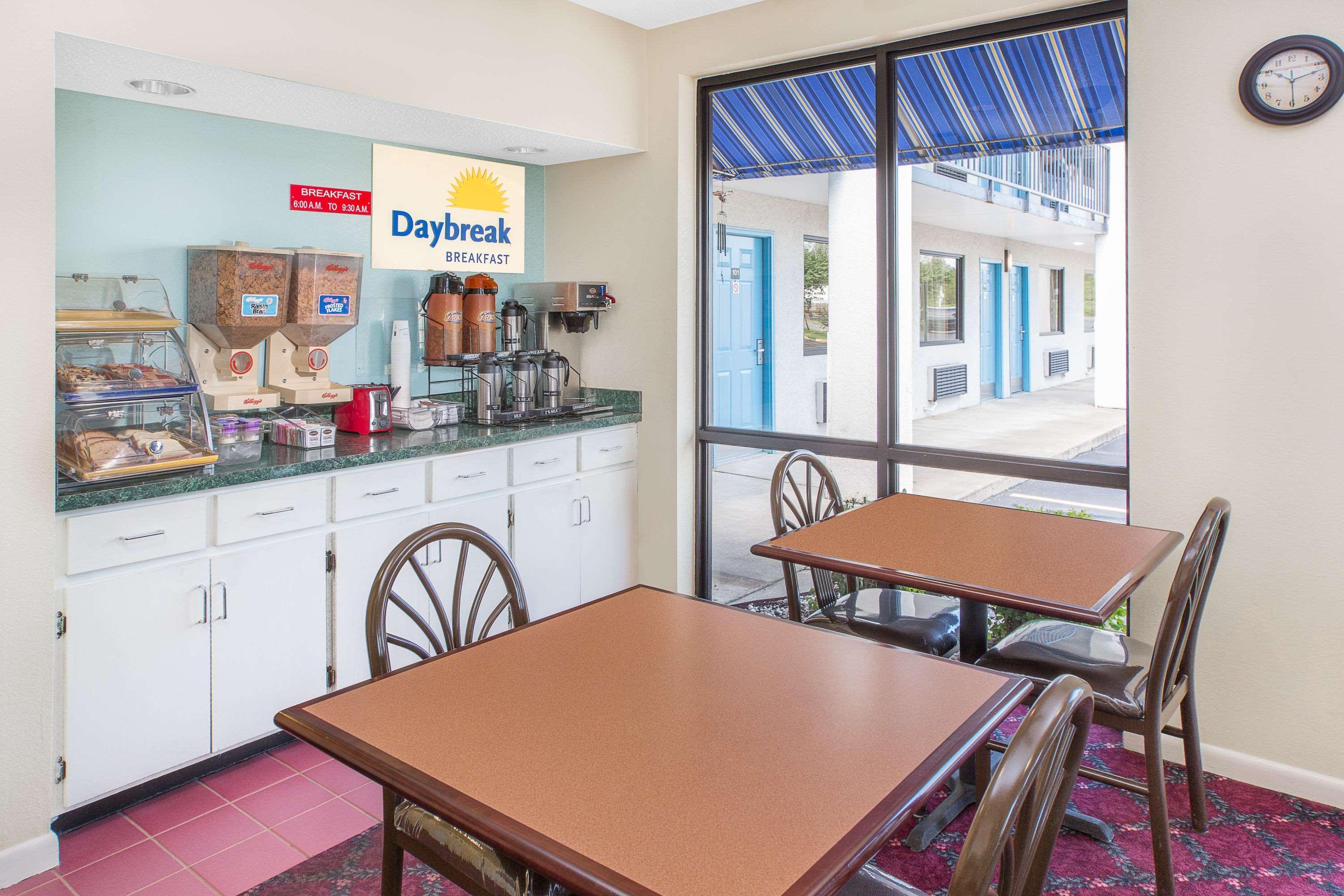 Days Inn By Wyndham N Little Rock East North Little Rock Exteriér fotografie